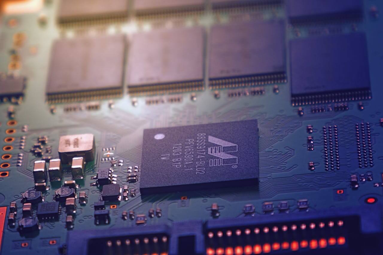 How a $2 Chip Can Sideline Your $900 Android and What You Can Do About It